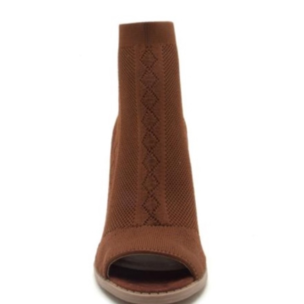 LAST PAIR Peep Toe Ankle Booties - Picture 6 of 7